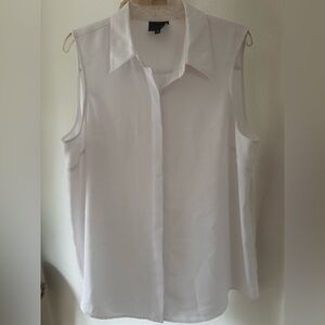 Alex Marie White Sleeveless Collared Blouse